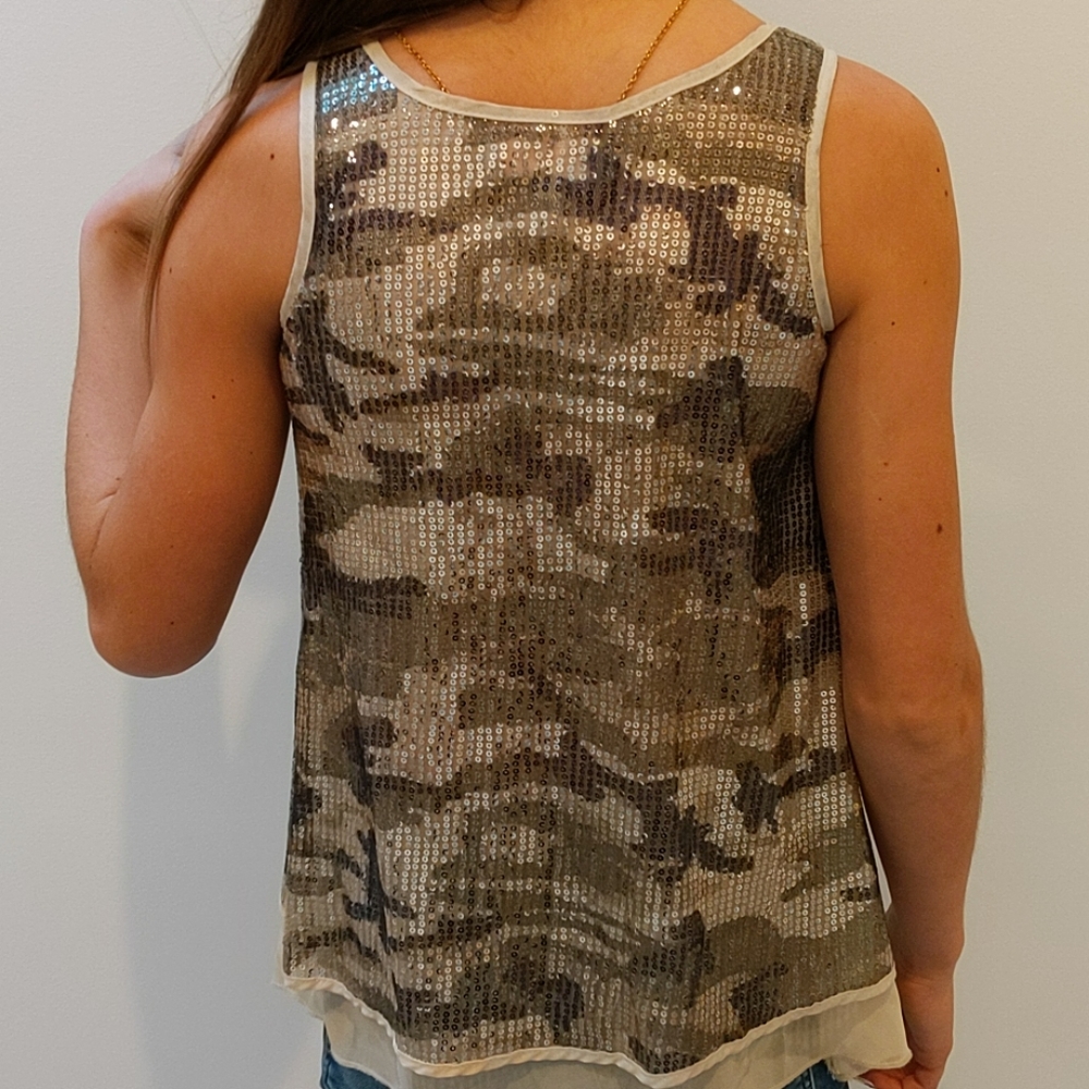 Shirt - Picture 4 of 4